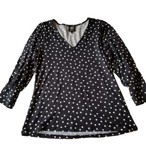 Bobeau Black & White Polka Dot V Neck Soft Top